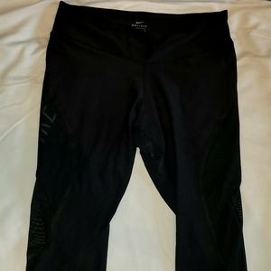 Nike Dry Fit capris - XL